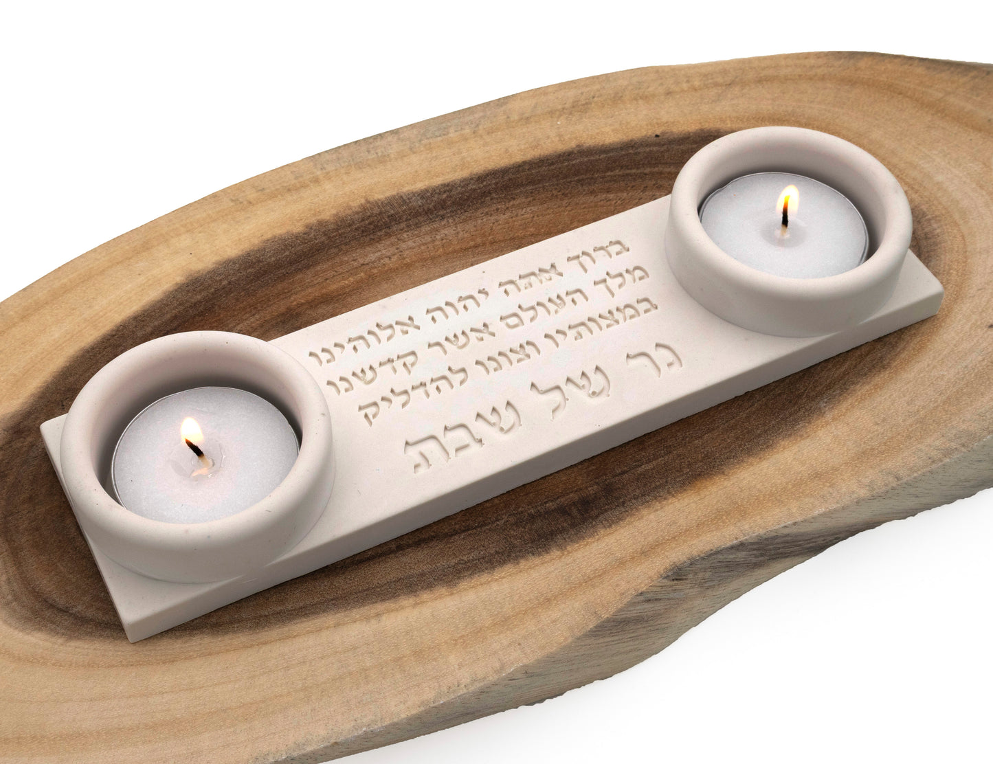 סדר הדלקת נרות שבת מגש ופמוטים